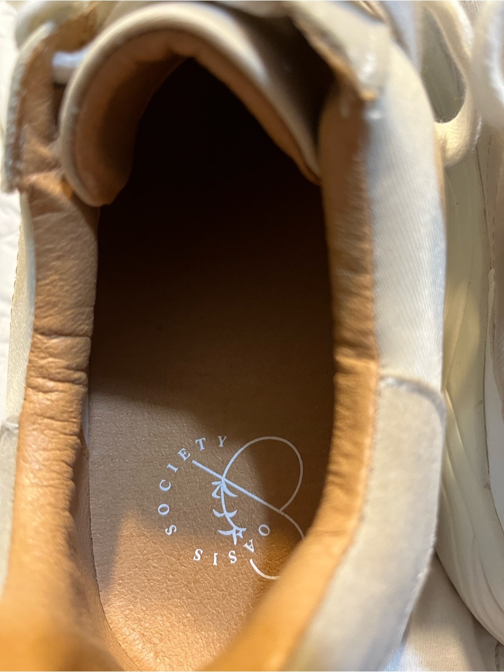 Beige and White Platform Sneakers with Cushioned Sole - Picture 6 of 9